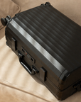 HORIZON Aluminum Suitcase Black