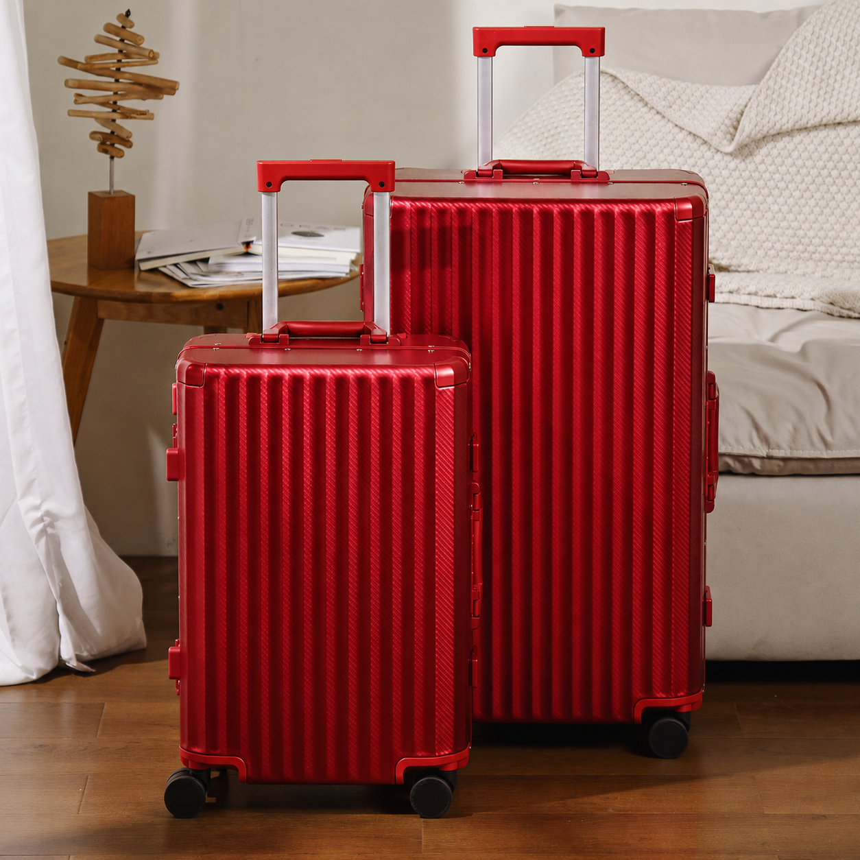 HORIZON Aluminum Suitcase Red