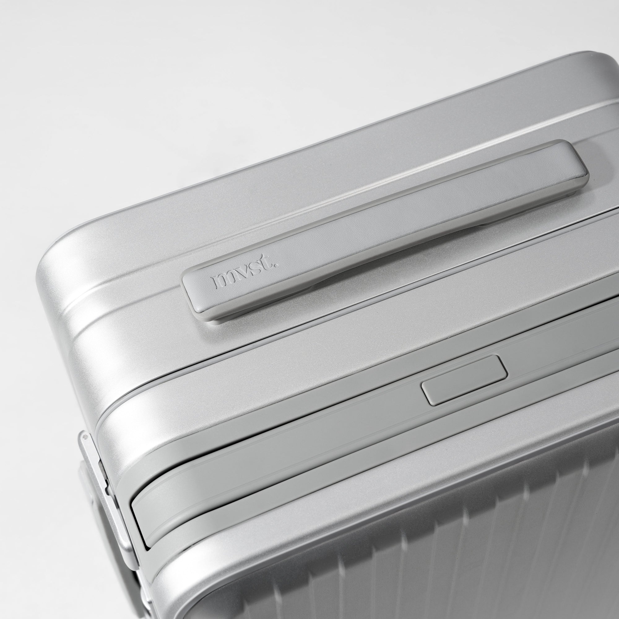 ZERO Collection Aluminum Carry-On
